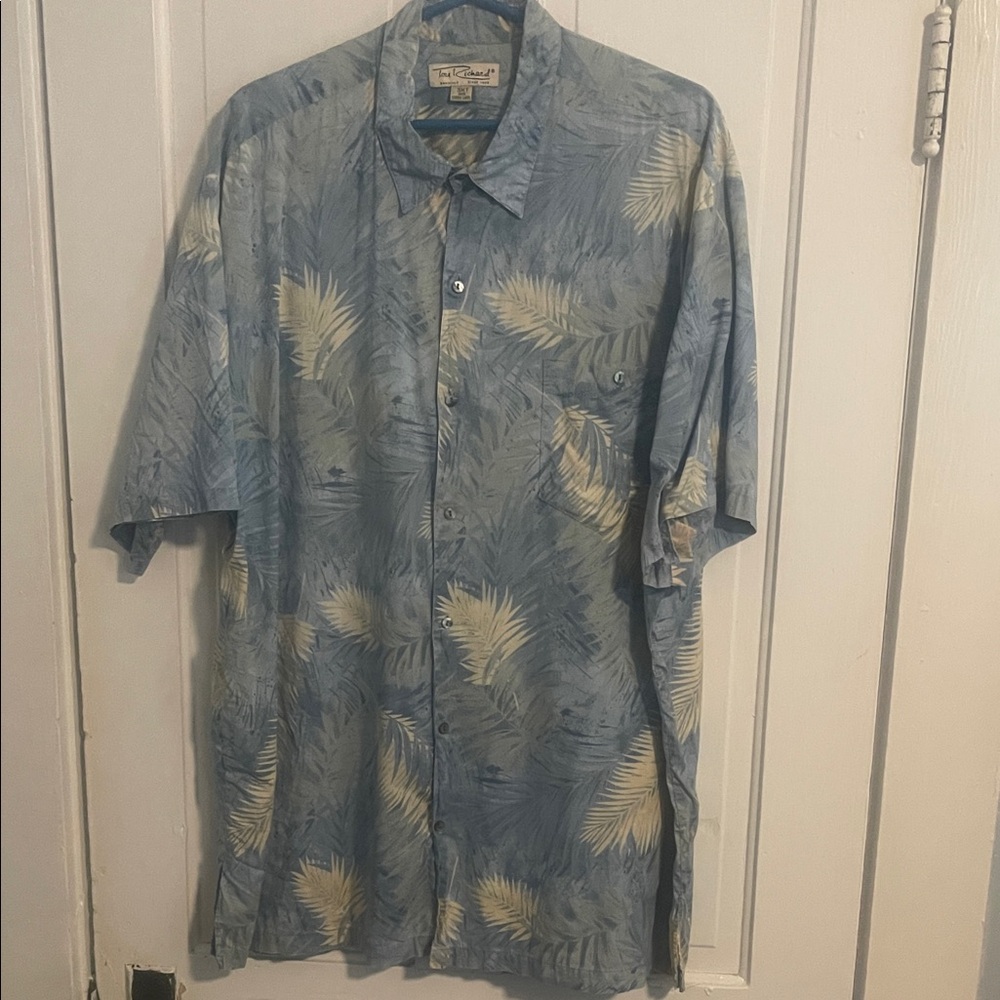 Tori Richard Blue and Cream Tropical Shirt - Picture 1 of 3